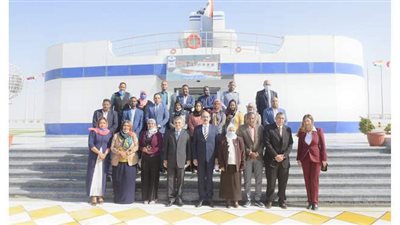 رئيس هيئة قناة السويس يستقبل الإعلاميين الأفارقة | صور