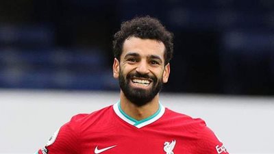 محمد صلاح يقود هجوم ليفربول أمام فولهام بالدوري