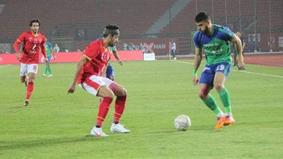 التعادل 1 / 1 بين الأهلي والمقاصة في الشوط الأول