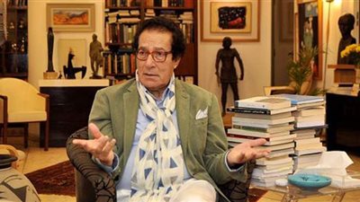 فاروق حسني عن الرسوم المسيئة للرسول: الدستور الفرنسي يسمح بالسلوكيات السيئة | فيديو