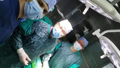 في 5 دقائق.. فريق طبي ينجح في استئصال كيس بجوار قلب طفل بطنطا | صور