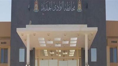 الوادي الجديد تفتتح 3 فصول لمحو الأمية وتعليم الكبار بمركز باريس