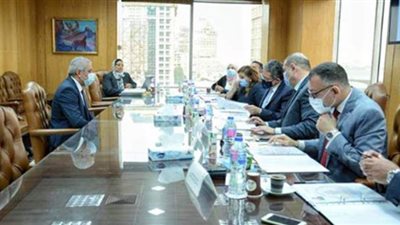 وزير السياحة والآثار يترأس اللجنة الدائمة للوظائف القيادية للتنمية السياحية