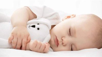 تفسير حلم الطفل الرضيع فى المنام وعلاقته بالسعادة وزوال المشاكل