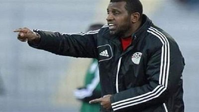 عمر ربيع ياسين يعلن نتيجة المسحة الثانية لوالده بعد إصابته بكورونا