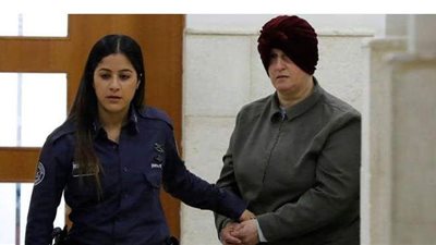 إسرائيل تسلم أستراليا معلمة اعتدت جنسياً على 74 طفلاً بعد 6 سنوات