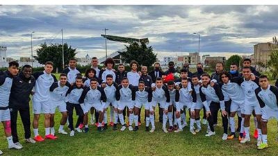حافلة منتخب الشباب تتوجه لملعب مباراة ليبيا في تصفيات أفريقيا