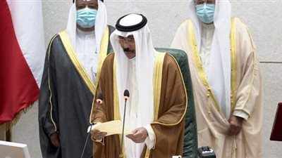 أمير الكويت لأعضاء مجلس الأمة: لنبتعد عن افتعال الأزمات وتصفية الحسابات