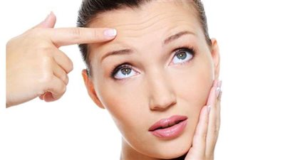 4 عادات غذائية خاطئة تهدد جمالك وتعجل بالتجاعيد