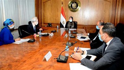 وزيرة التجارة تبحث مع سفير اليابان بالقاهرة مستقبل العلاقات الاقتصادية المشتركة بين البلدين