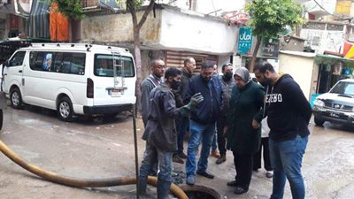 متابعة شفط مياه الأمطار المتراكمة في شوارع وميادين الإسكندرية
