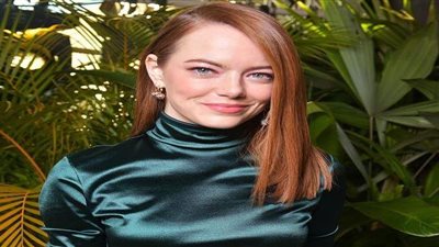 إيما ستون تعود إلى التليفزيون من جديد بمسلسل كوميدي.. تفاصيل