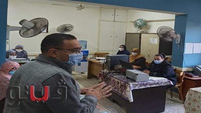 معاون محافظ بني سويف يتابع إجراءات كورونا بالتعليم والتضامن | صور