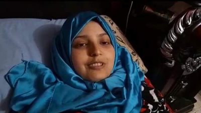 مأساة شقيقتين بالدقهلية.. شيماء وأسماء طريحتا الفراش منذ 8 سنوات.. الأطباء يعجزن عن تشخيص الحالة.. والأختين: نفسنا نخدم ولادنا