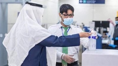 الصحة السعودية تبدأ إجراءات تطعيم المواطنين ضد كورونا