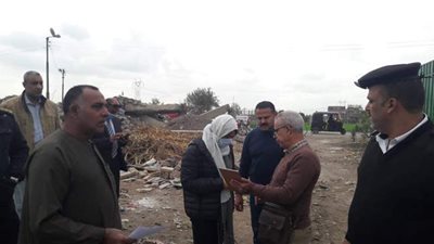 إزالة سوق شعبي ومصنع مخالف بقليوب