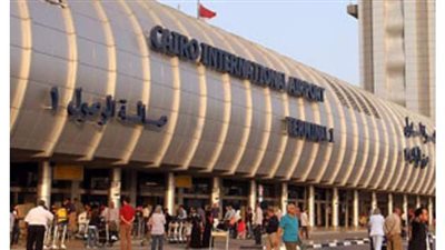 منح التأشيرات السياحية بمنافذ الوصول للسائحين القادمين من أمريكا وإنجلترا ودول شنجن