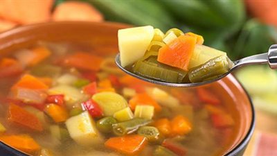 طريقة عمل شوربة الخضار