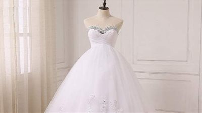 تفسير حلم الفستان الابيض في المنام وعلاقته بالشفاء من الأمراض