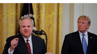 إصابة وزير الداخلية الأمريكي بكورونا