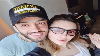 وصلة غزل بين رامي جمال وزوجته ناريمان بسبب 