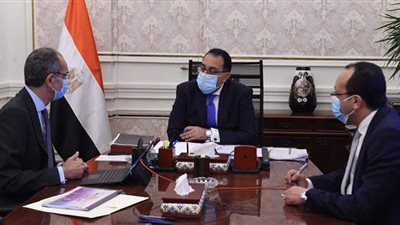 مدبولي: الانتهاء من رفع كفاءة 781 مكتب بريد.. منها 95 تقدم خدمات الشهر العقاري