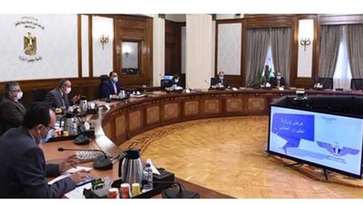 وزير الطيران: الانتهاء من أعمال تطوير مطار 