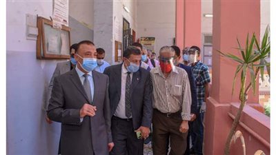 جامعة الإسكندرية تناقش استعدادات امتحانات الفصل الدراسي الأول