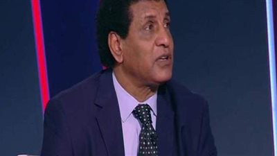 فاروق جعفر يحبس دموعه على الهواء: 