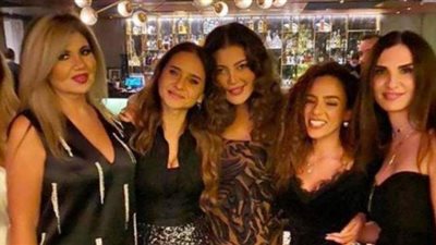 نيللي كريم تحتفل بعيد ميلادها الـ46 بحضور نجوم الفن | فيديو وصور