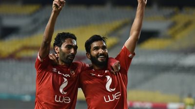 هتاف لاعبي الأهلي بعد التتويج بلقب الدوري: «كده كده يا زمالك الدوري في الجزيرة» (فيديو)