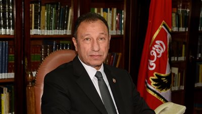 الخطيب يهنئ أعضاء وجماهير الأهلي بالفوز بالدوري