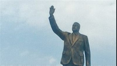 بحضور نجل الزعيم.. 