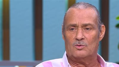 تعرف على وصية الفنان الراحل فاروق الفيشاوي لابنه أحمد (فيديو)