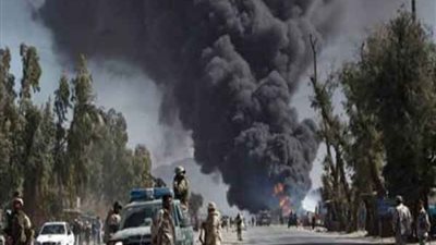 مقتل 12 شخصا في 3 انفجارات بـ