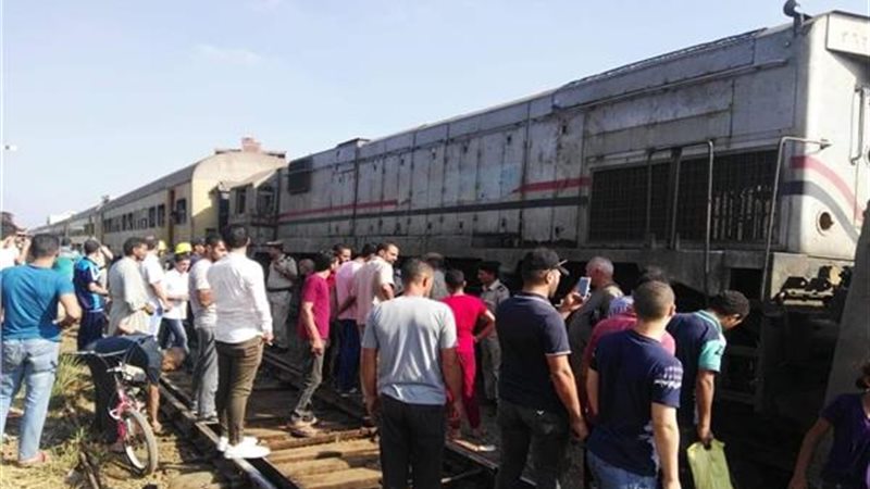 مصرع وإصابة 5 من