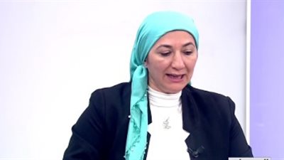 غادة نجيب: كبار الإخوان يسيطرون على المال وشبابها يذلون من أجل 