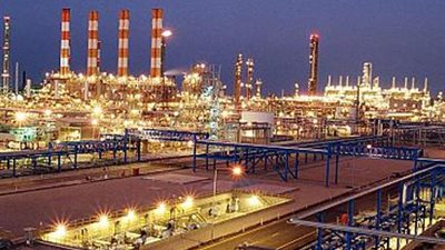 مصادر: أرامكو تبقي عدد حفارات النفط والغاز دون تغيير في 2016