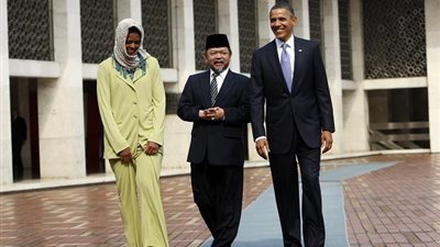 بالفيديو والصور.. 4 مساجد زارها أوباما بينها السلطان حسن