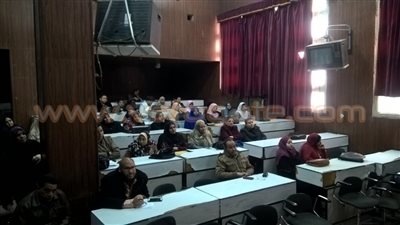 بالصور.. «إعلام قنا» يناقش قانون حماية المستهلك