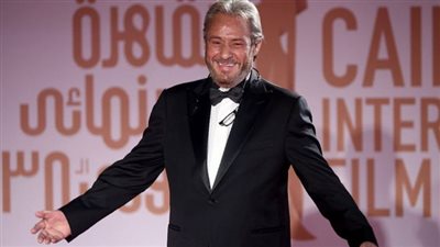 حسين الجسمي ينعى فاروق الفيشاوي: 