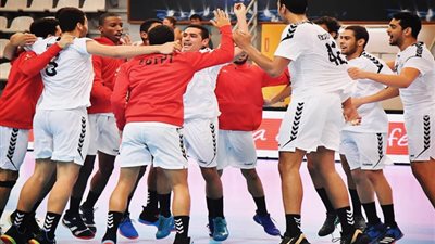 منتخب اليد يواجه فرنسا في قبل نهائي مونديال إسبانيا.. السبت