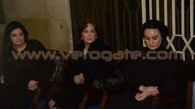 بالصور.. نجوم الفن في عزاء الراحلة فيروز