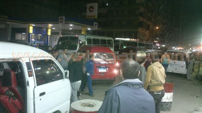 بالصور.. أهالي «عزبة النخل» بالقاهرة يشتكون: «مفيش نظام»