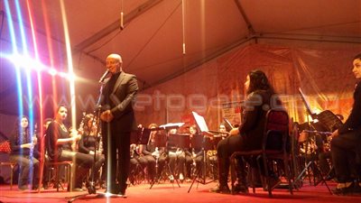 العالي للموسيقى يعزف لتشايكوفسكي وبيزيه بمعرض الكتاب