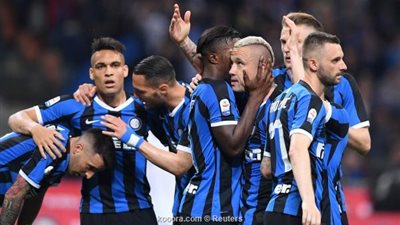 إنتر ميلان يضحي بـ3 لاعبين للتعاقد مع نجم برشلونة