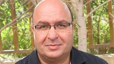 أحمد عبد الحميد: 