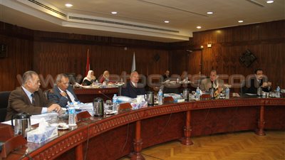 مصادرة أدوات الغش بامتحانات التيرم الثاني بجامعة طنطا