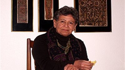 فوزية أسعد توقع «أطفال وقطط» بمعرض الكتاب