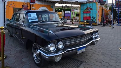 سيارة الزعيم عبد الناصر تزين شارع 306 بشيراتون.. غدا (صور)